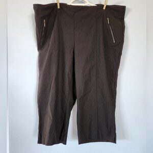 Michel Studio Alexa Capri pants with zipper pockets